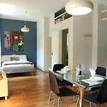 A Due Passi Dal Centro & Parcheggio Gratuito Appartement