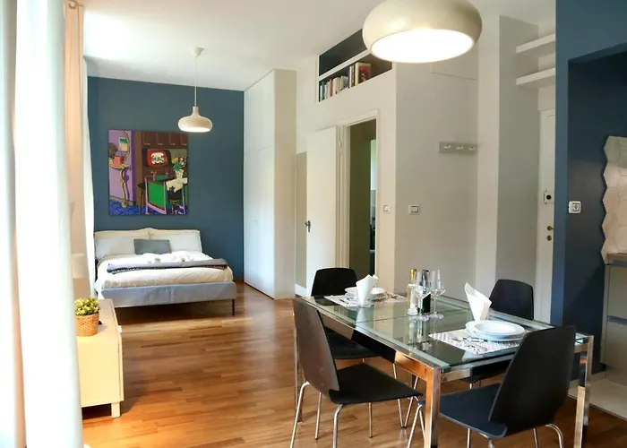 A Due Passi Dal Centro & Parcheggio Gratuito Apartment